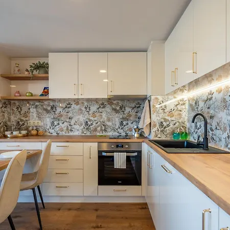 Golden Mountains Apartment Gabrovo