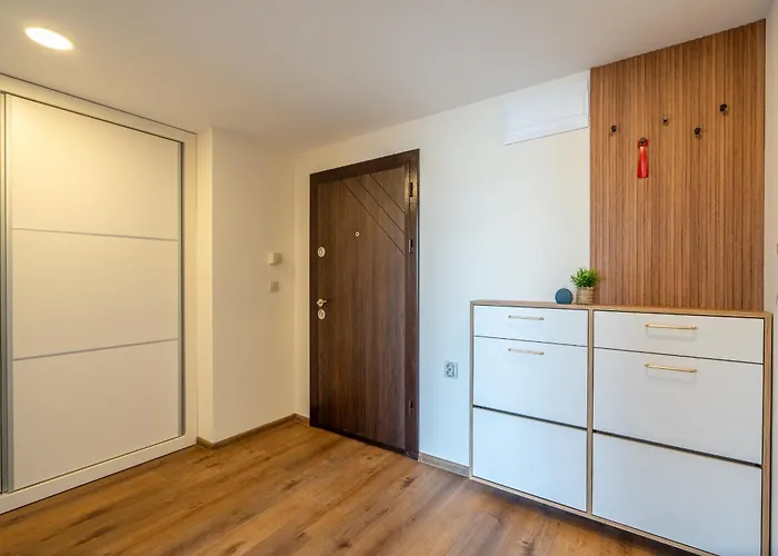 Апартаменты Golden Mountains