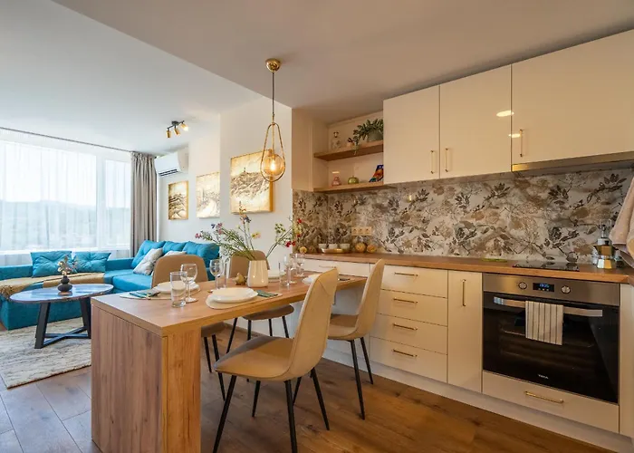 Golden Mountains Апартаменты