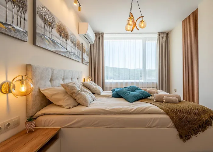 Апартаменты Golden Mountains