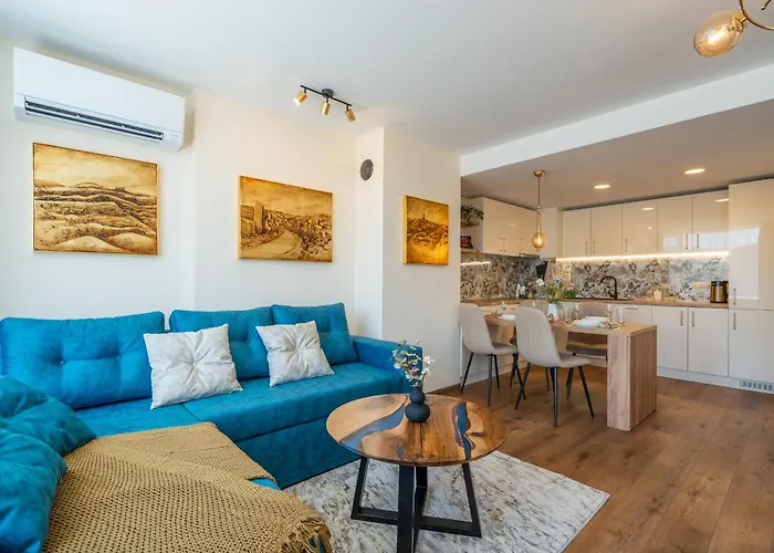 Golden Mountains Апартаменты Габрово