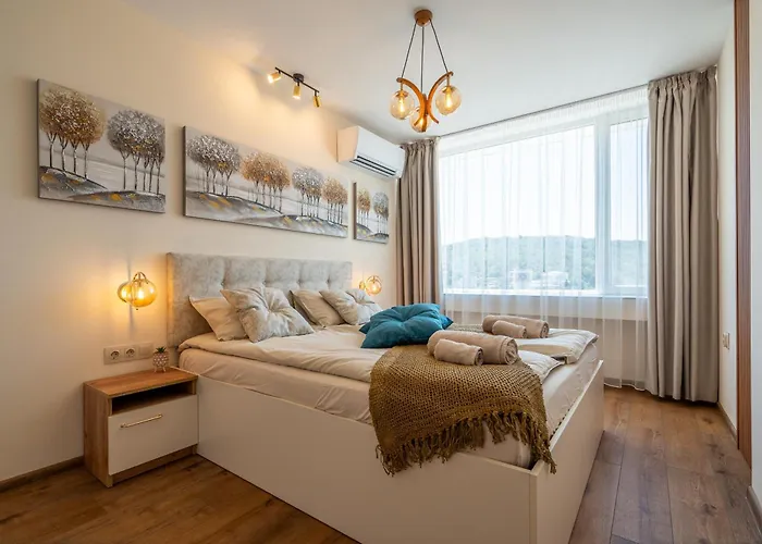 Golden Mountains Апартаменты