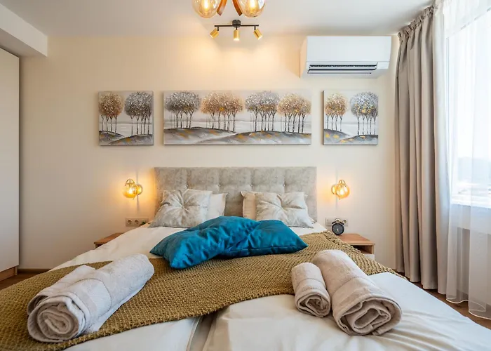 Апартаменты Golden Mountains